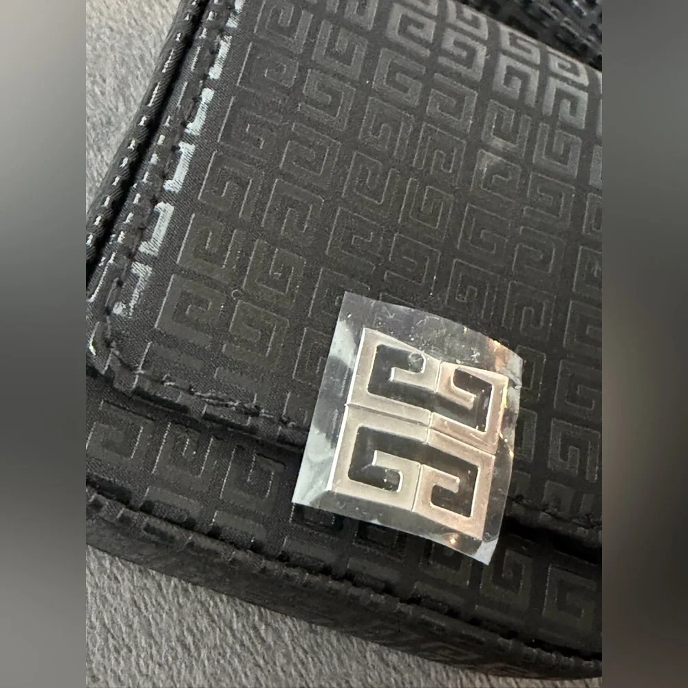 Givenchy Black Embossed Wristlet Coin Purse and AirPods Holder - GWP - Picture 3 of 12